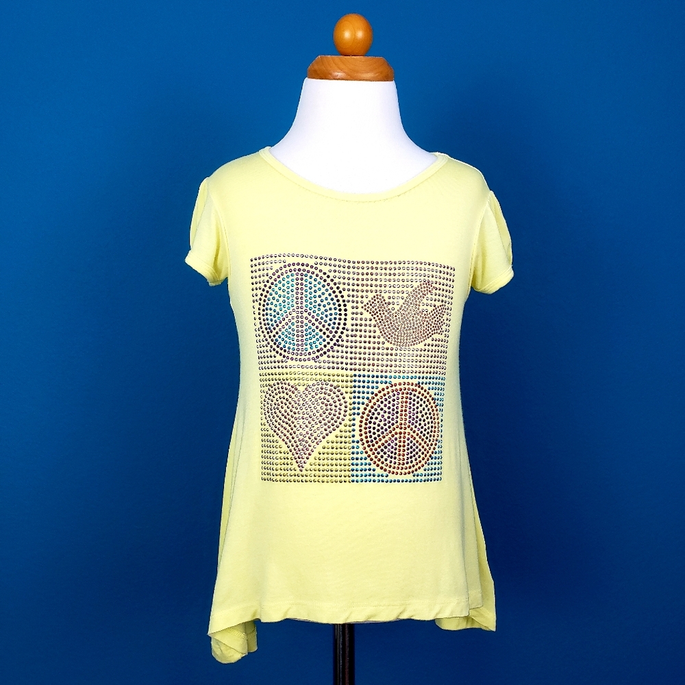 🆕️🎈😊  LITTLE ANGELS CLUB Hippie Peace & Love T-shirt // (CHILD) // (NWT)